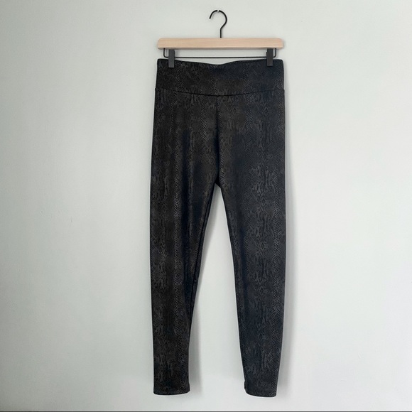 Express Pants - Black Snakeskin Leggings Express